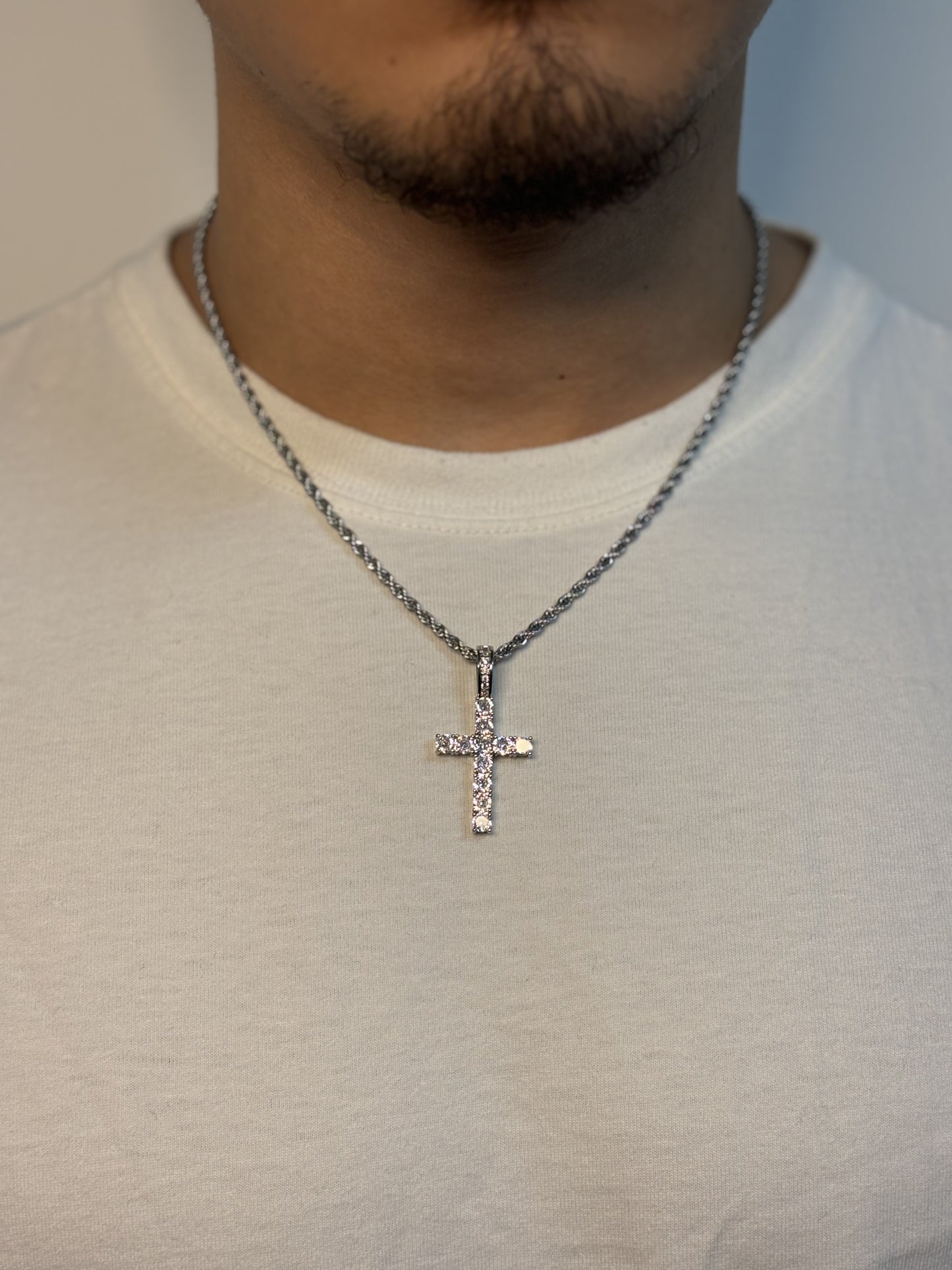925 Sterling Silber Zirkonia Kreuz Anhänger + Halskette