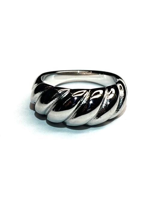 Dome Ring