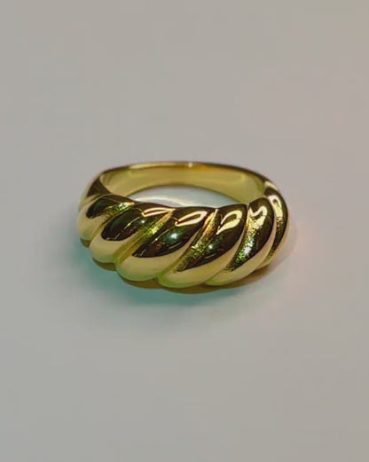 Dome Ring