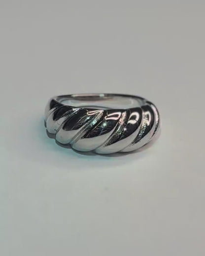 Dome Ring